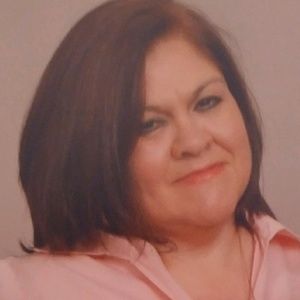 Meet your Posher, Maribel